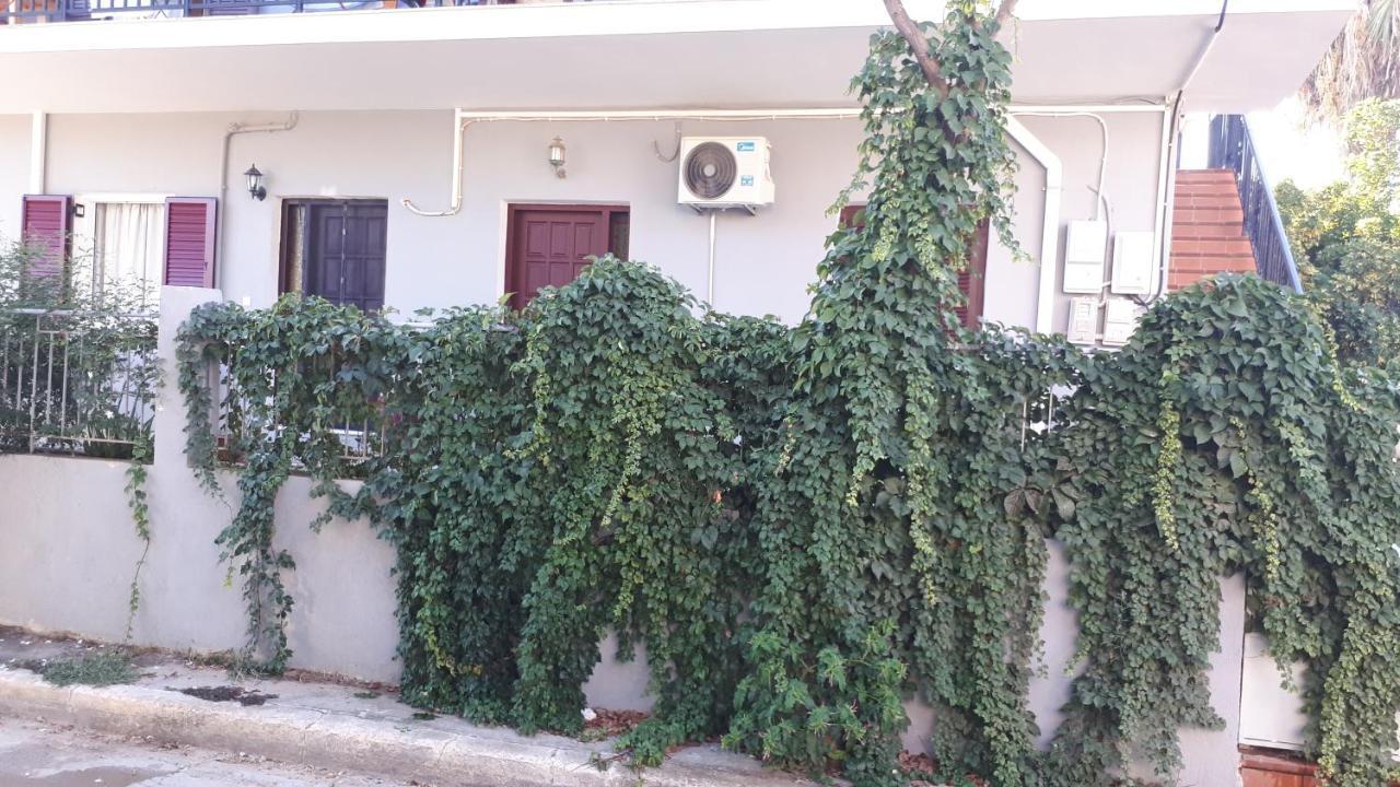 Kate-Mari House Apartment Skala  Bagian luar foto